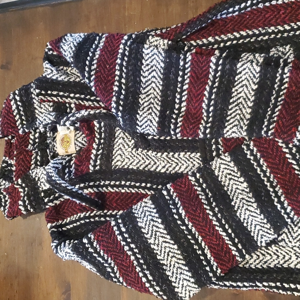 Earth ragz Hoodie large